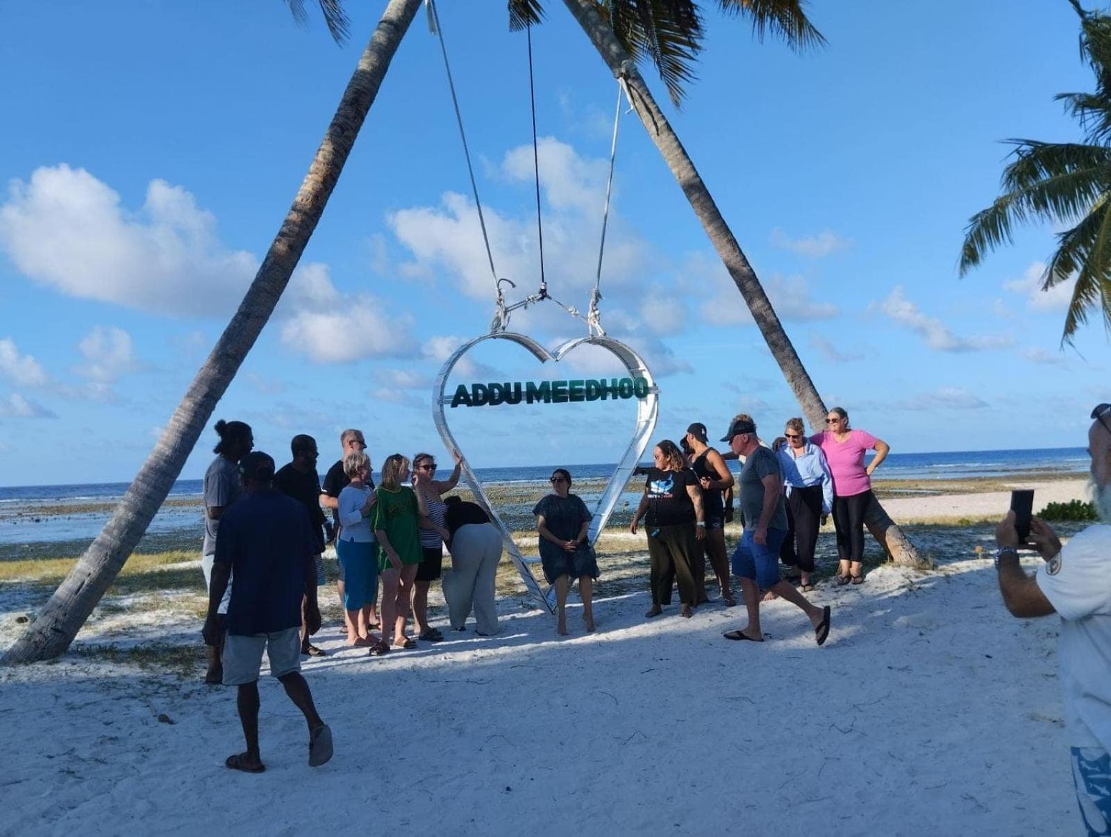 Charming Holiday Lodge- Addu Atoll Meedhoo, Maldives Exterior photo